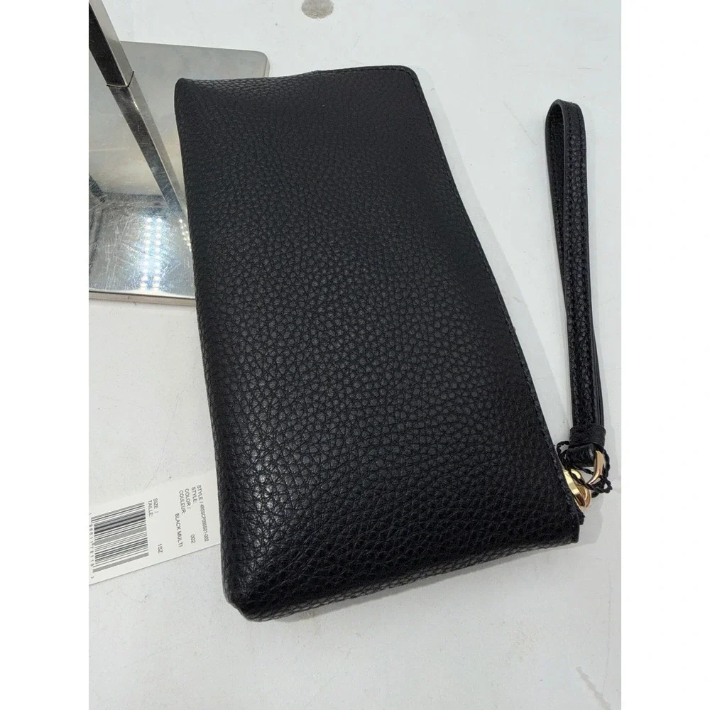 Marc Jacobs Black Pebbled Leather Heart Logo Wristlet Pouch 4R5SCP095S01-002
